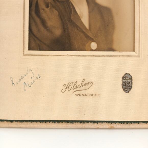 Lot of 3 Vintage 1930s-40s Portrait Photos Women Wenatchee WA Studios Framed - Picture 11 of 16